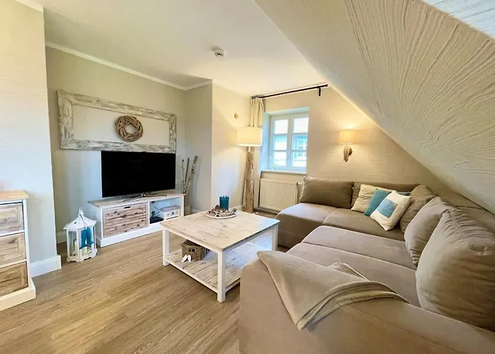 Apartment Meerluft 10 *